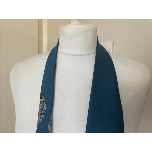 Rare Vintage Batman Design Mens Tie Teal Dark Knight 1992 - Picture 9 of 16